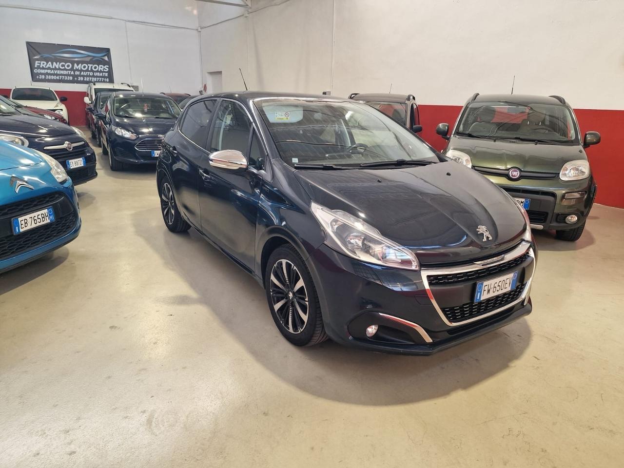 Peugeot 208 PureTech 82 Stop&Start 5 porte Signature