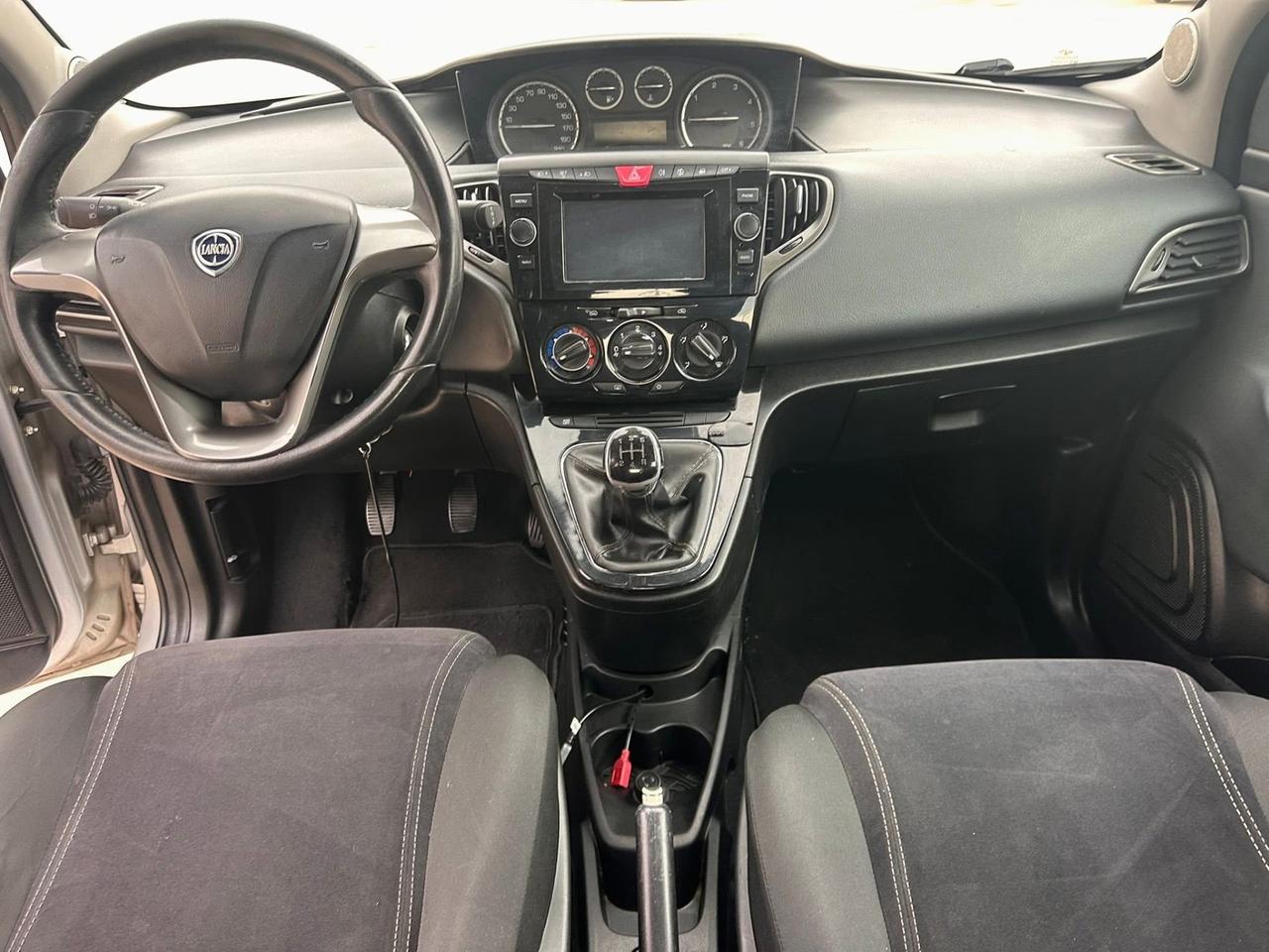 Lancia Ypsilon 1.3 MJT 16V 95 CV 5 porte S&S Gold