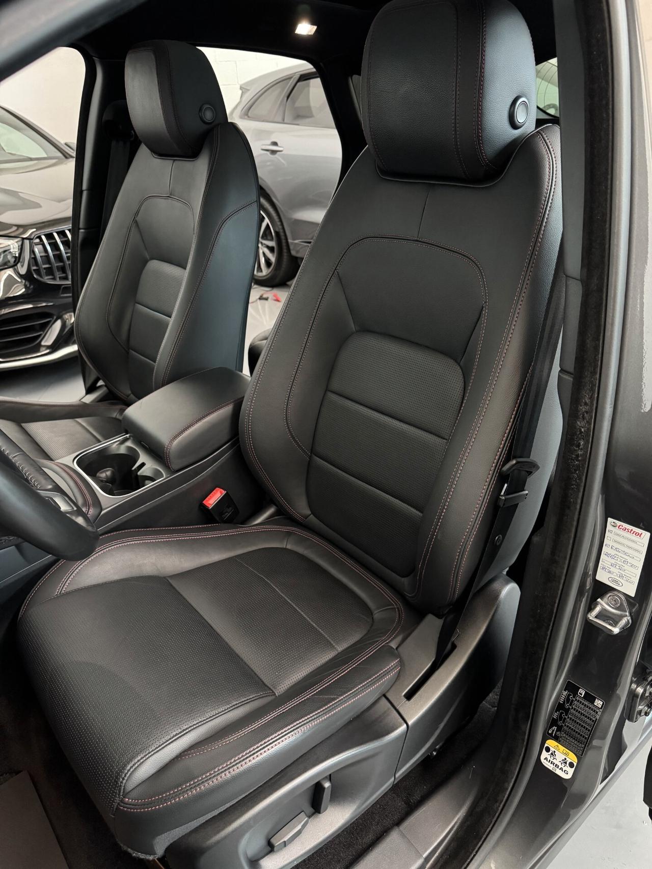 Jaguar E-Pace Chequered Flag D150 AWD 2.0cc 150cv Auto CarPlay