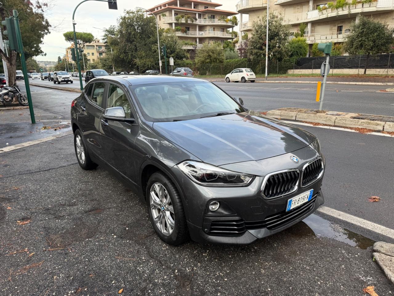 Bmw X2 sDrive18d Business Tetto Cambio Manuale Pelle Pack luci