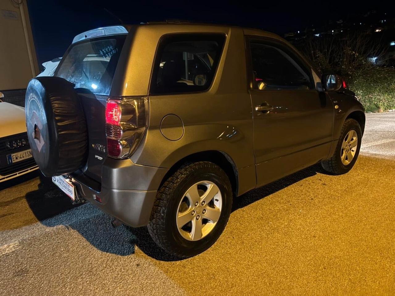 Suzuki Grand Vitara 1.9 DDiS 3 porte