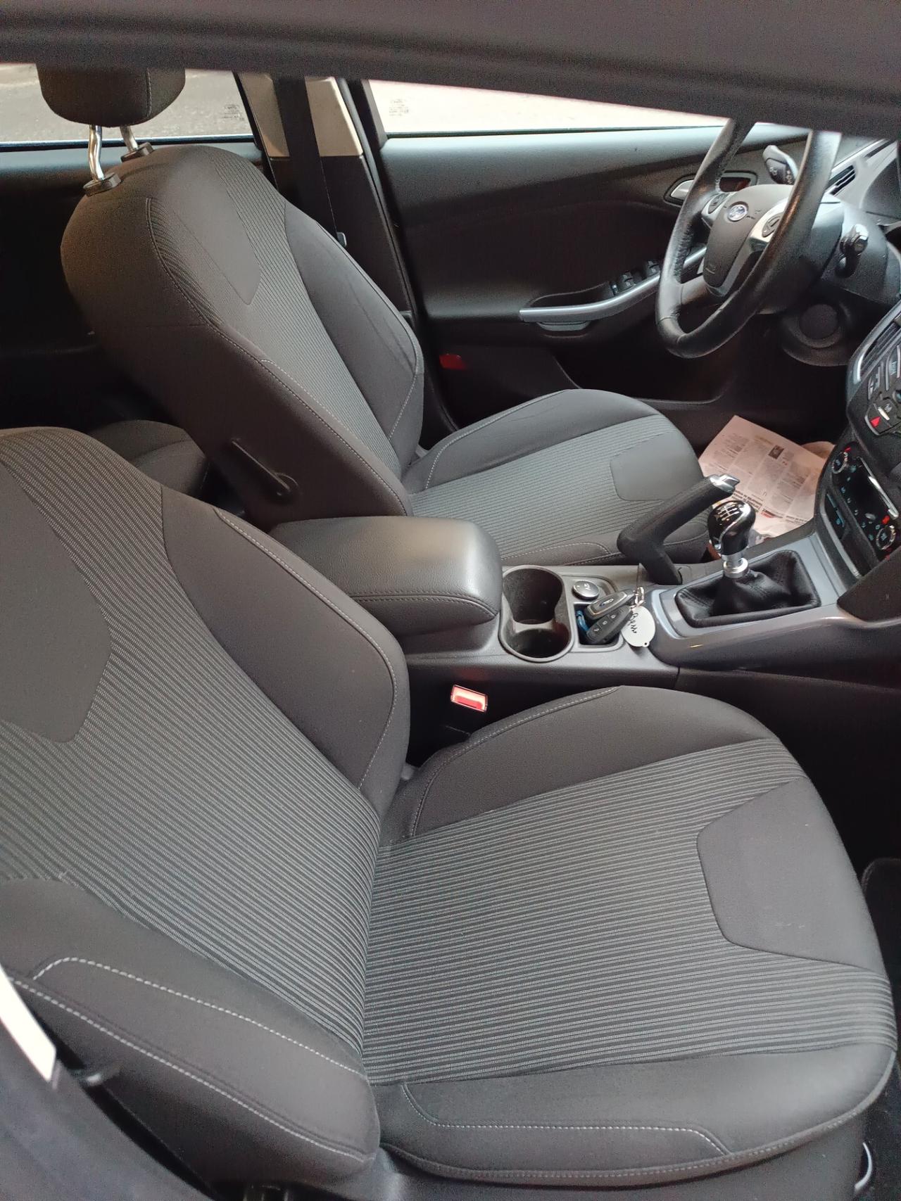 Ford Focus SW 1.6 TDCi 115 CV TITANIUM