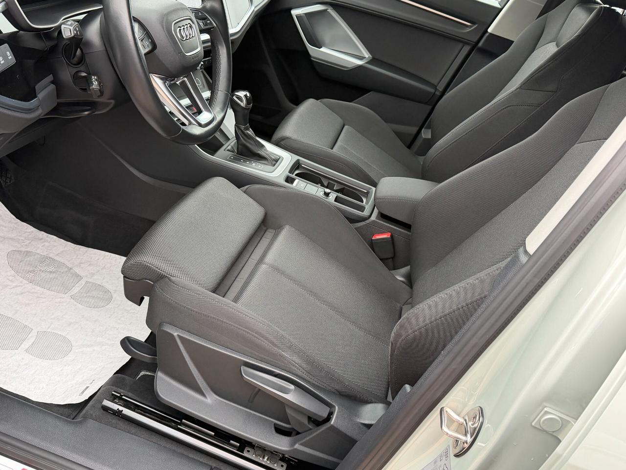 Audi Q3 SB 35 2.0 TDI 150 cv. S Tronic LINE EDITION