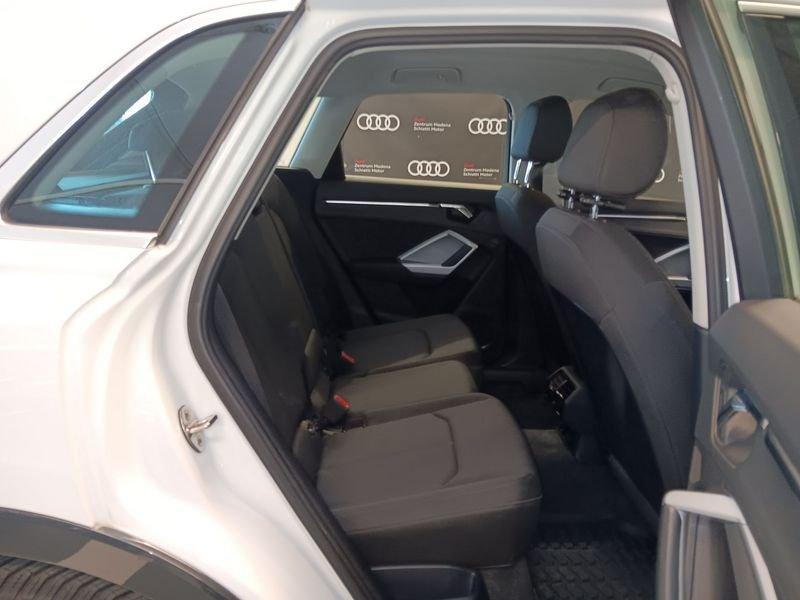 Audi Q3 35 TDI S tronic Business Advanced