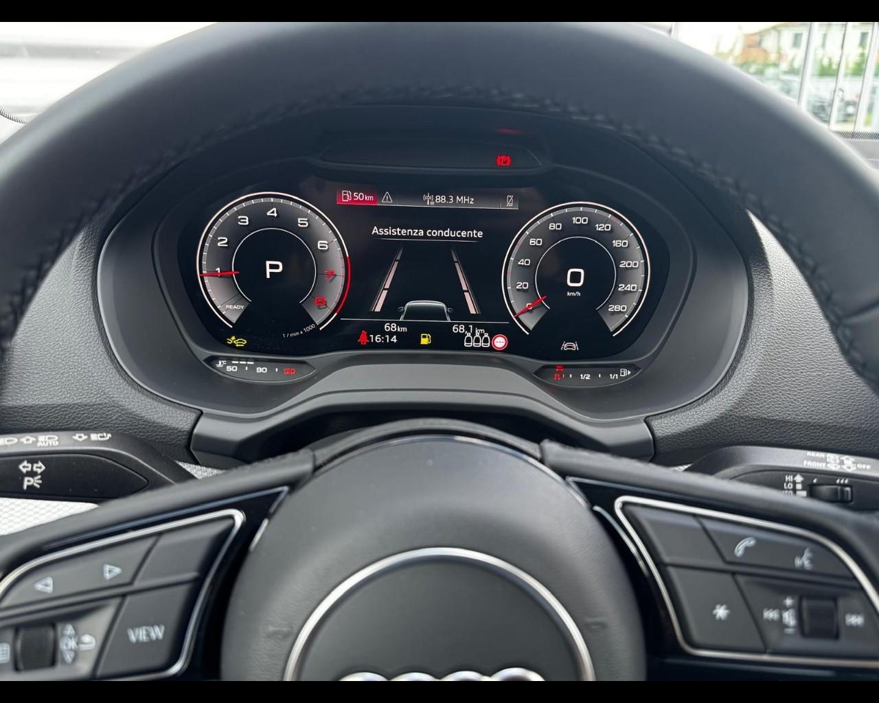 AUDI Q2 35 TFSI S-TRONIC