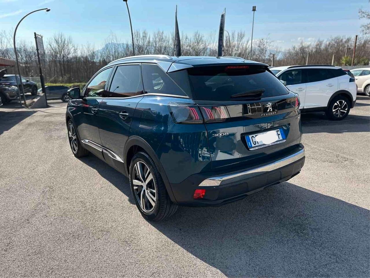 Peugeot 3008 Hybrid 225 e-EAT8 Allure