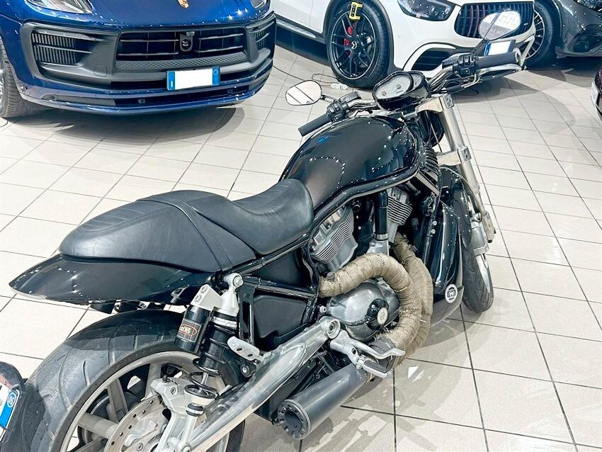 Harley-davidson 1130 V-ROD - VRSCR Street Road