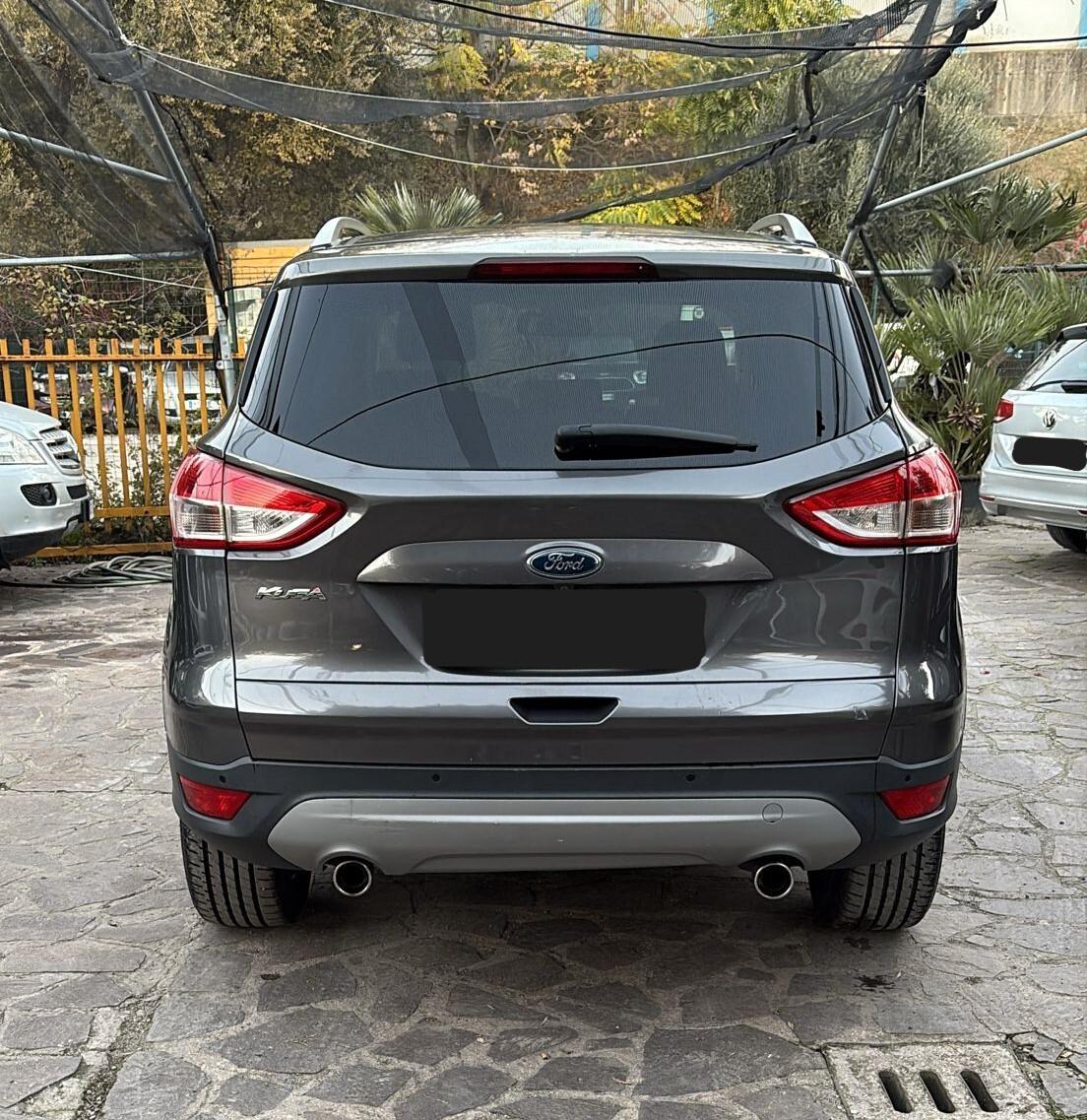 Ford Kuga 2.0 TDCI 140 CV 4WD Powershift Titanium