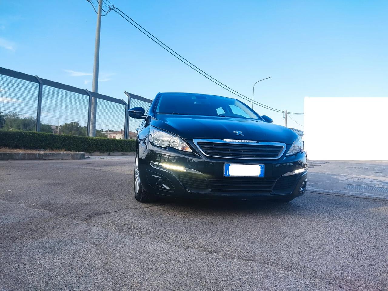 Peugeot 308 BlueHDi 100 S&S SW Business