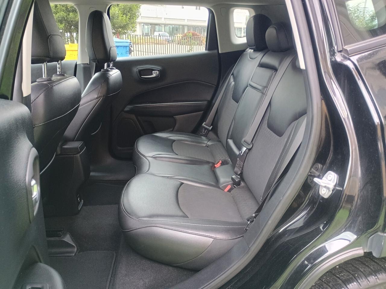 Jeep Compass 1.6 Night Eagle