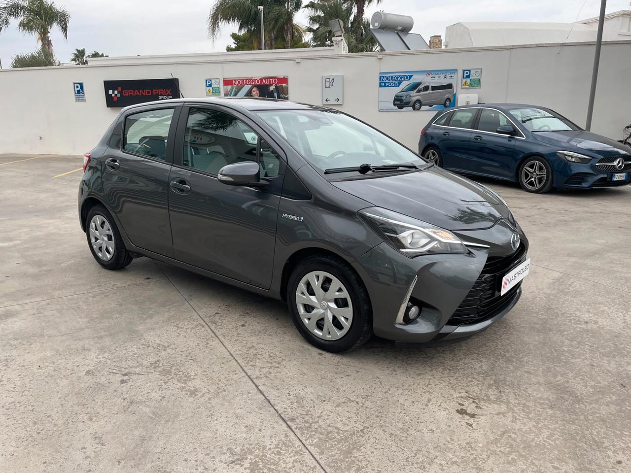 Toyota Yaris 1.5 Hybrid 5 porte Business