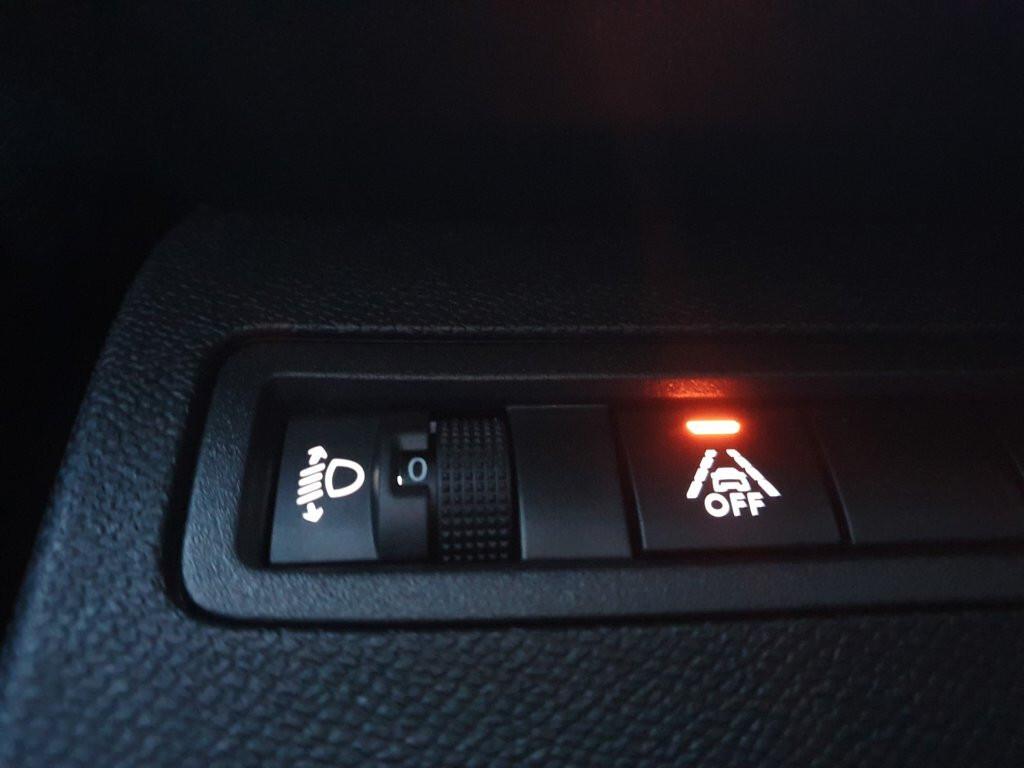 Peugeot 3008 1.5 BHDi 130cv Active Pack KM0