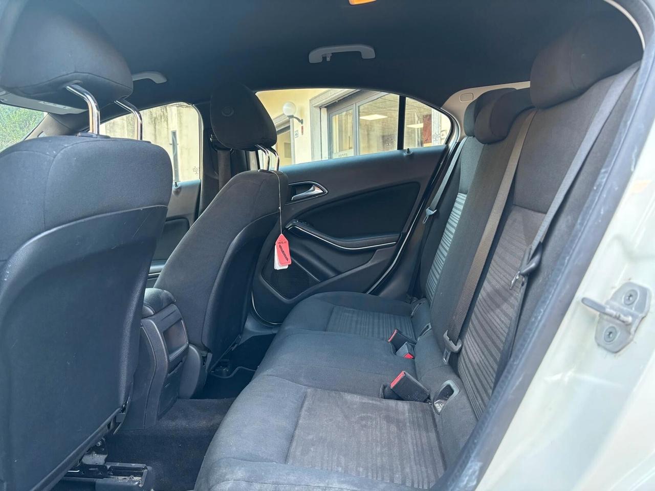 Mercedes-benz A 160 A 160 d Automatic Sport