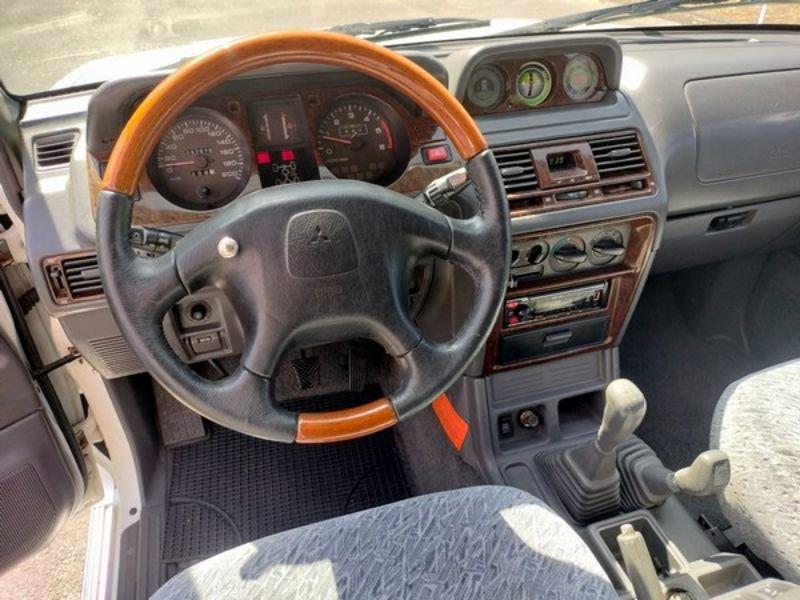 Mitsubishi Pajero Pajero 2.5 TDI GLS AUTO IN CONDIZIONI PERFETTE MOTORE SOSTITUITO