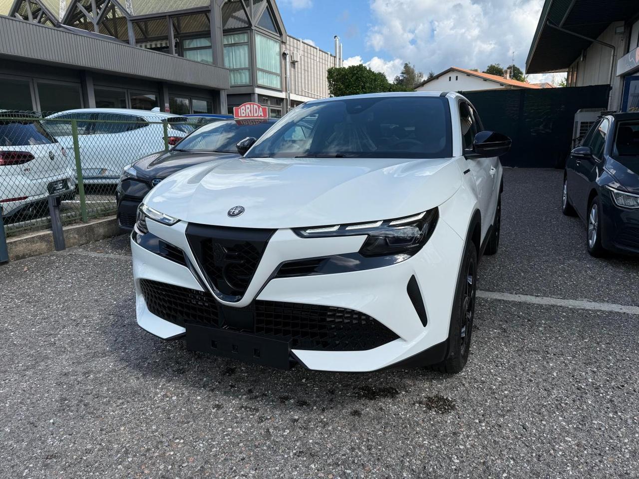 Alfa Romeo Junior 1.2 ibrida Speciale 145cv edct6