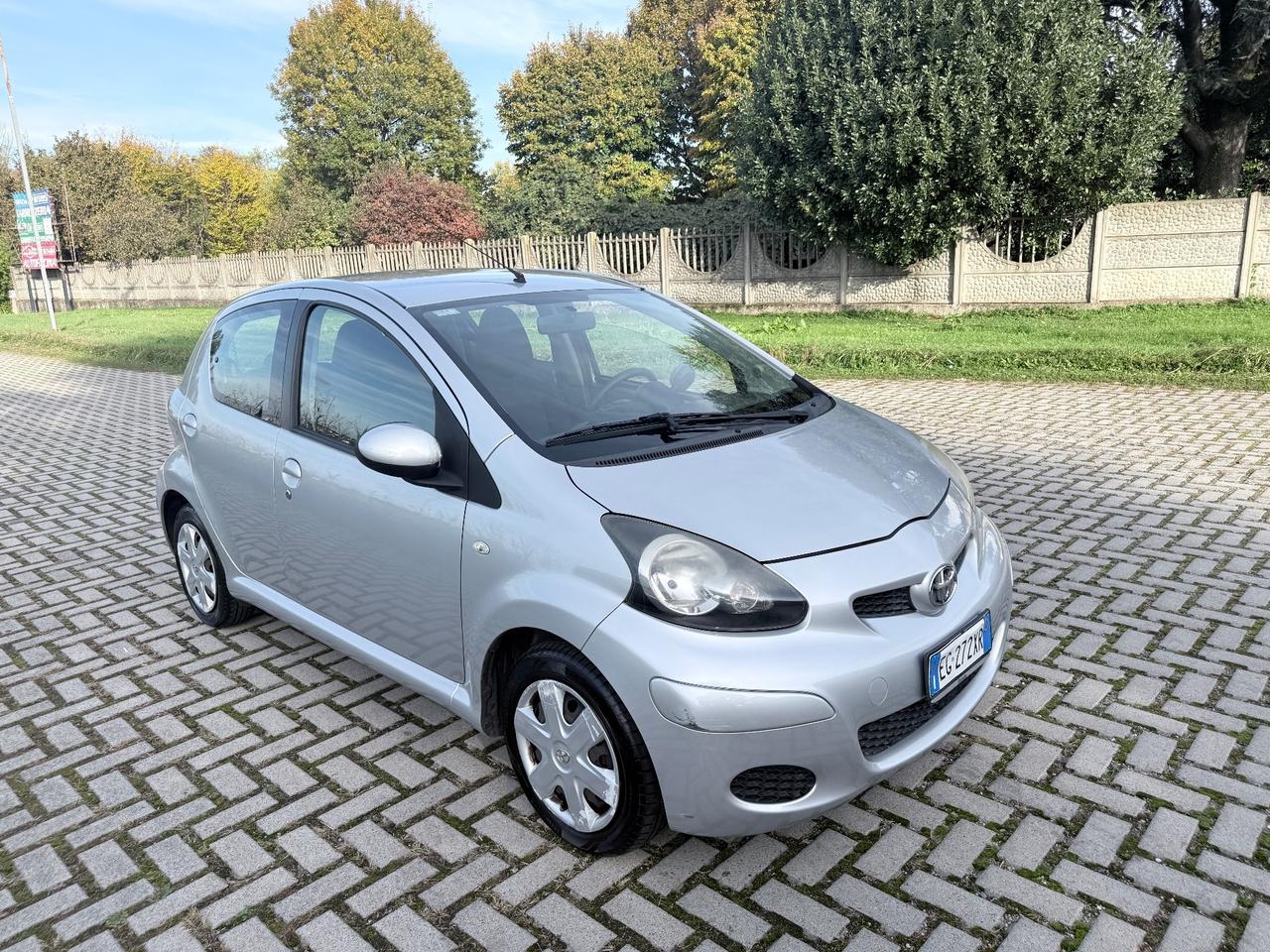 Toyota Aygo 1.0 12V VVT-i 5 porte Now Connect