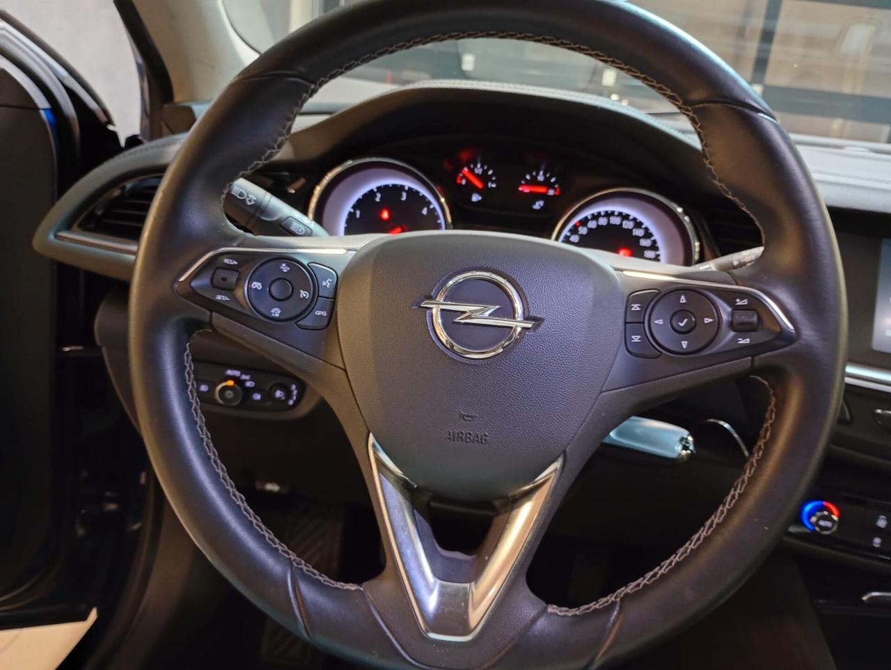 Opel Insignia Station Wagon 174CV Business – Prezzo Promo €9.900