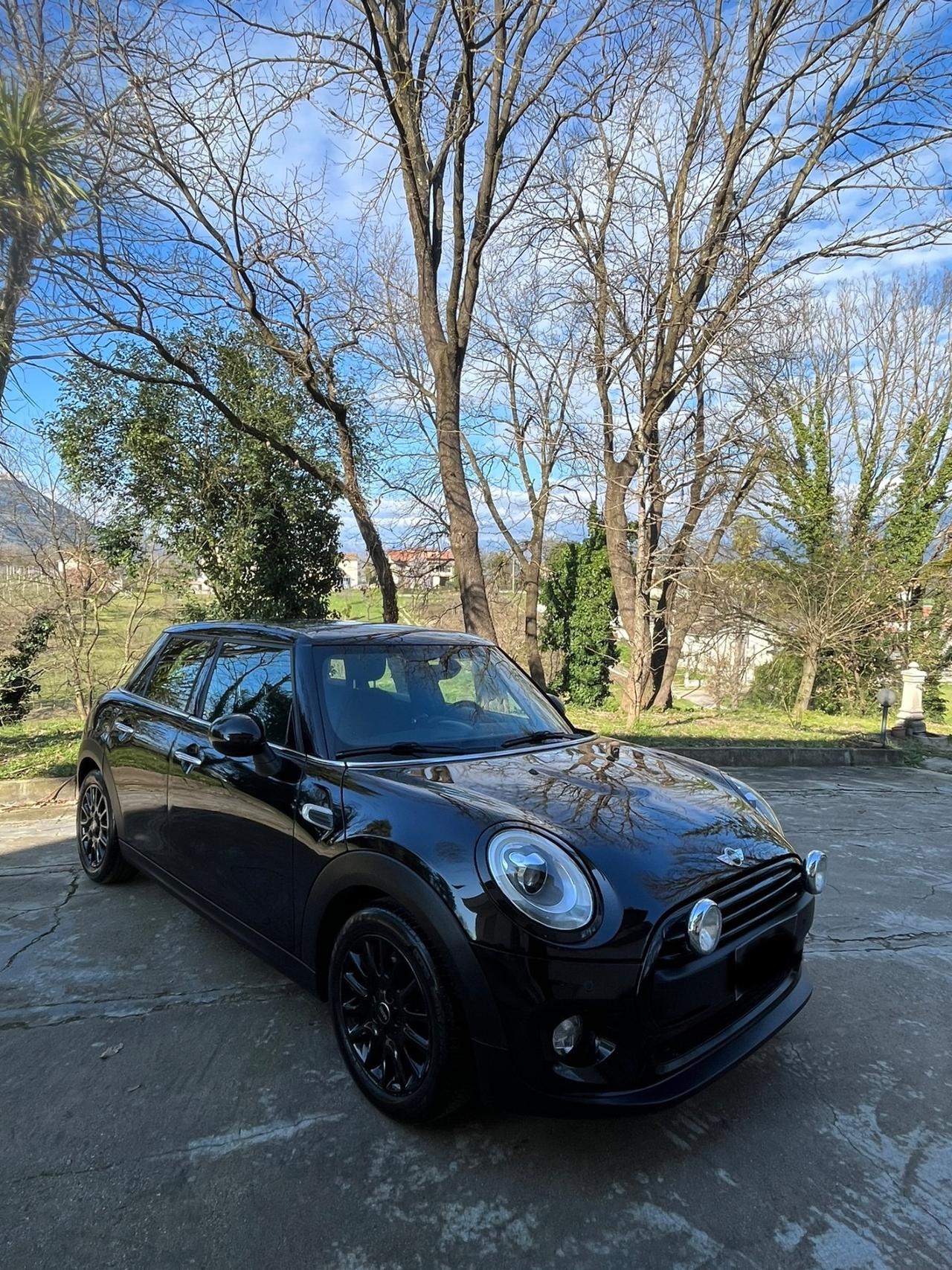 Mini 1.5 One D TOTAL BLACK 95CV