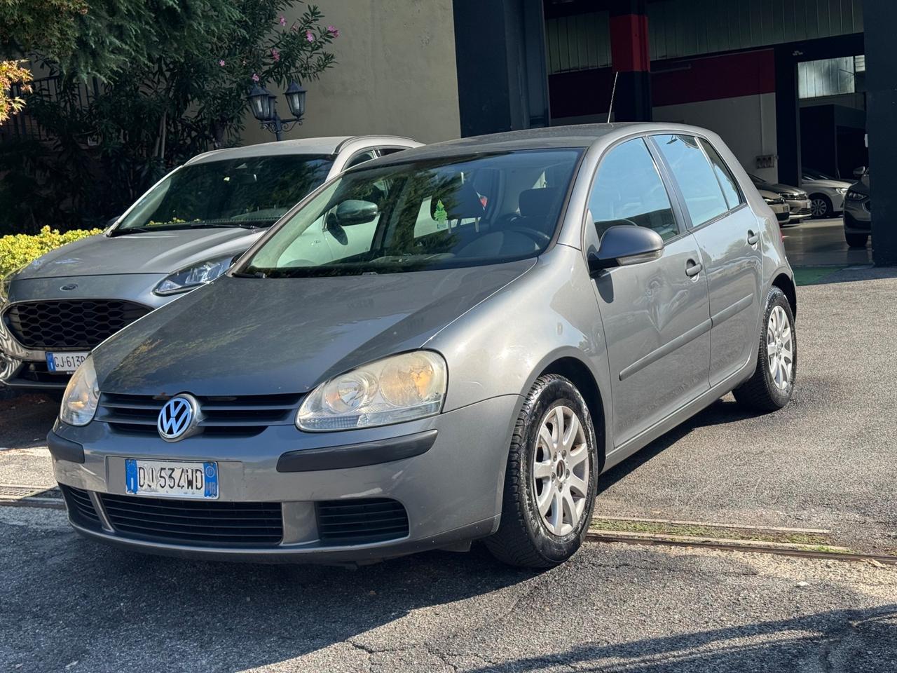 Volkswagen Golf 1.6 5p. Comfortline