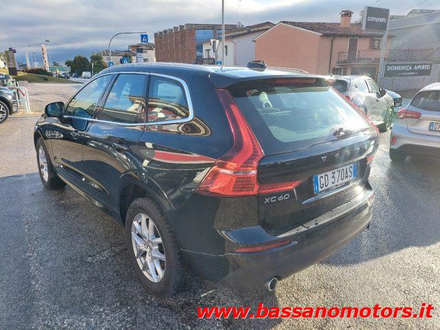VOLVO XC60 B4 (d) AWD Geartronic Momentum Pro