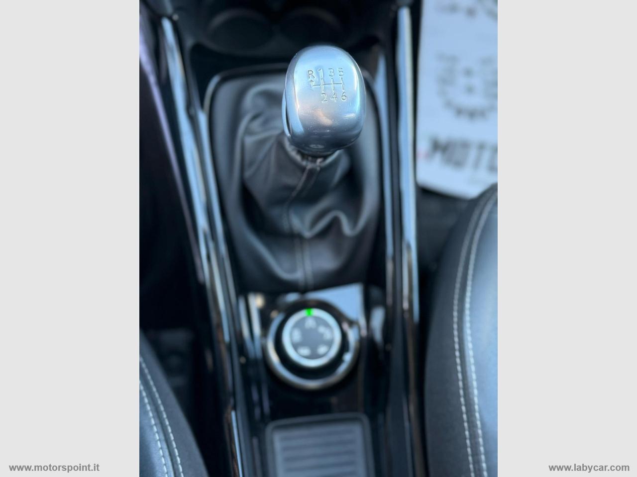 PEUGEOT 2008 BlueHDi 100 S&S Black Matt