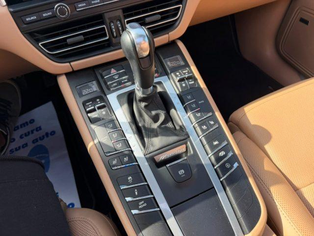 PORSCHE Macan 3.0 S