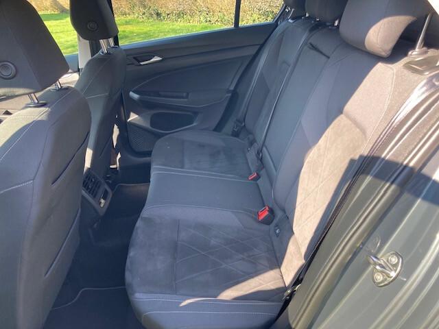 Volkswagen Golf serie 8 motore 2.0 TDI 116 cv cambio DSG allestimento STYLE