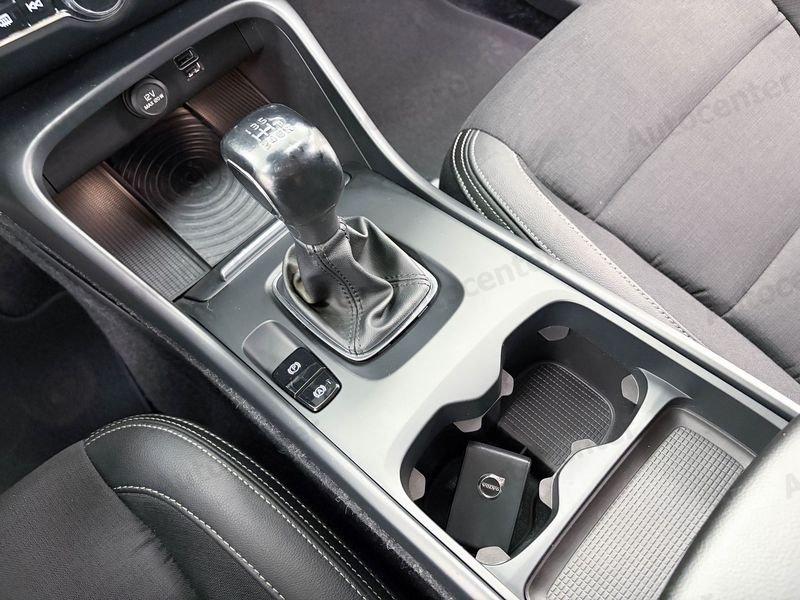 Volvo XC40 D3 150CV MAN MOMENTUM