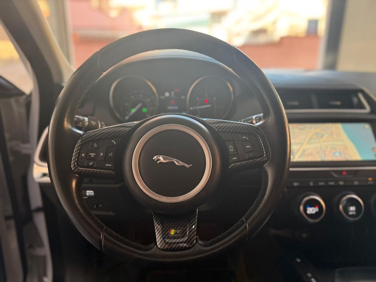 Jaguar E-Pace 2.0D 150 CV R-Dynamic