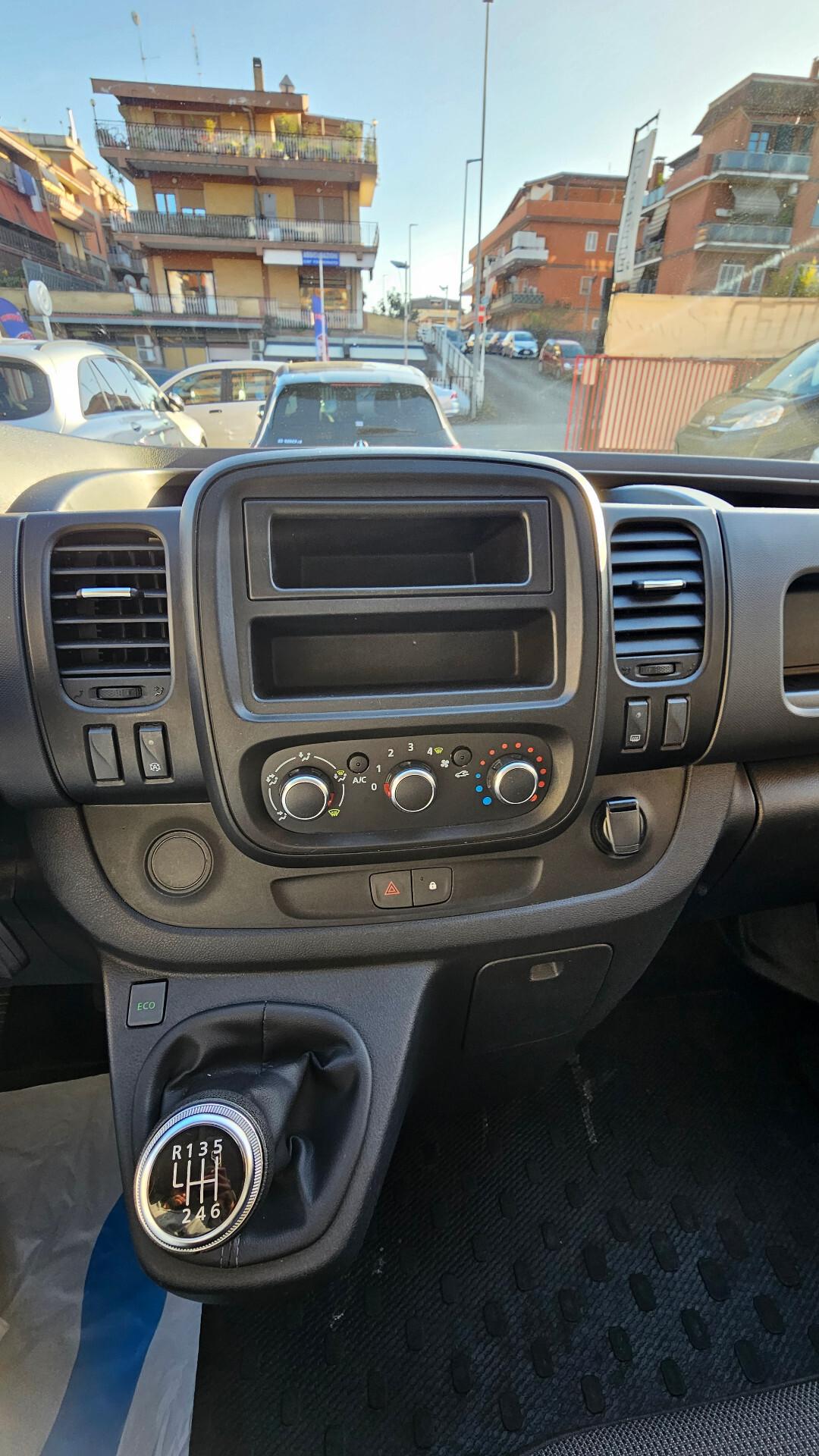 Renault Trafic T29 2.0 dCi 120CV PC-TN KOMFORT L1 H1 UNIPRO TAGL UFF