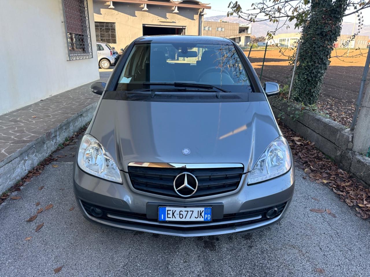 Mercedes-benz A 160 CDI BlueEFFICIENCY Elegance
