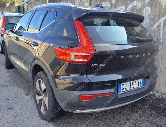 VOLVO XC40 T4 Recharge Plug-in Hybrid Inscription Expression