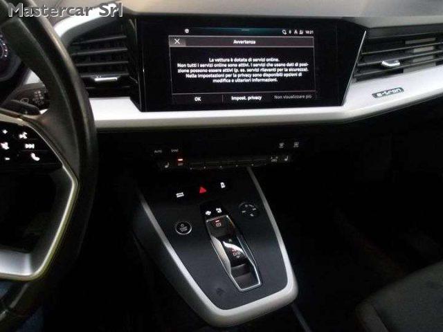 AUDI Q4 e-tron Q4 e-tron 40 76kwh Business Advanced - GG723ED