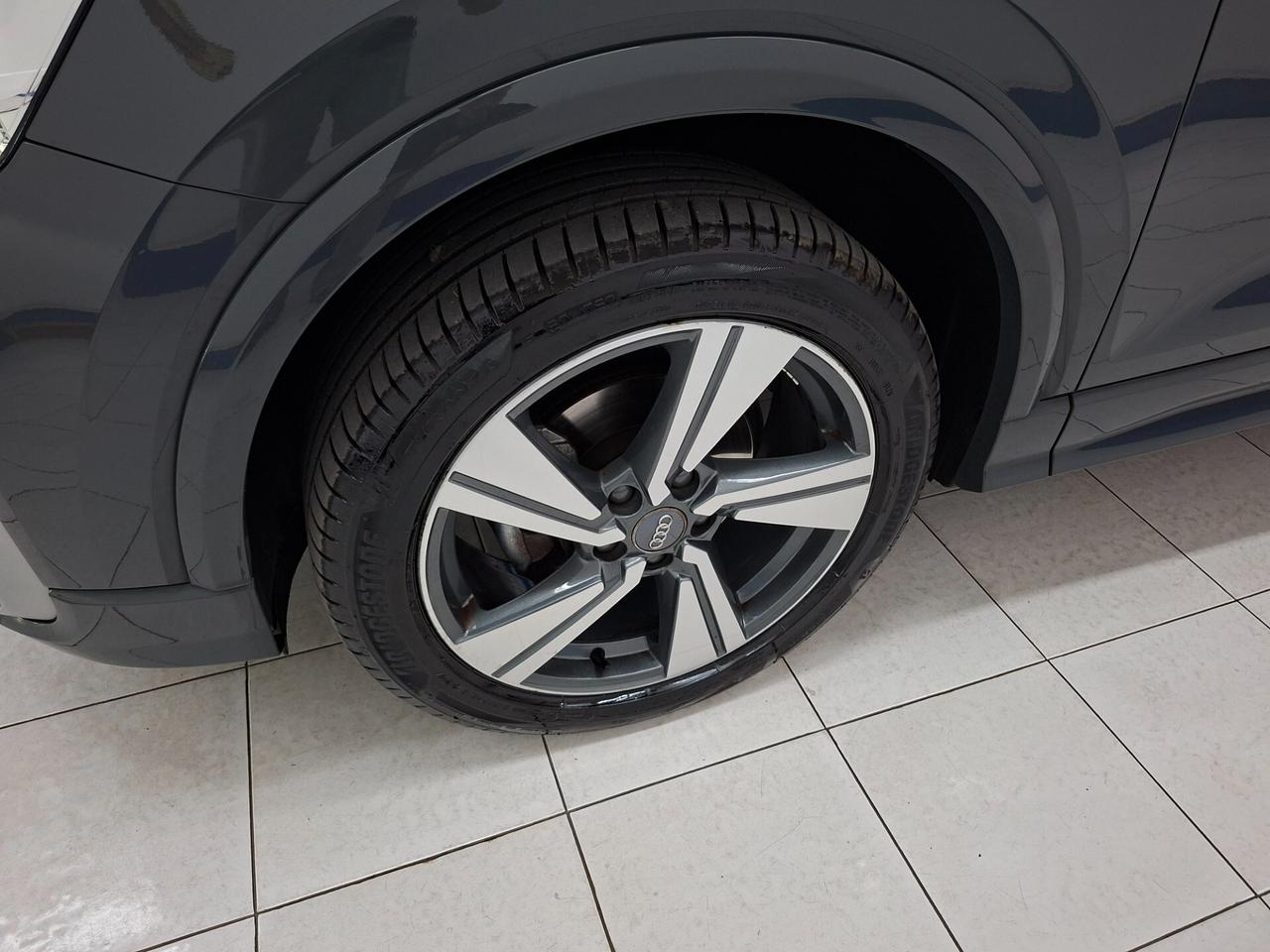Audi Q2 30 TDI 116cv S tronic S line edition