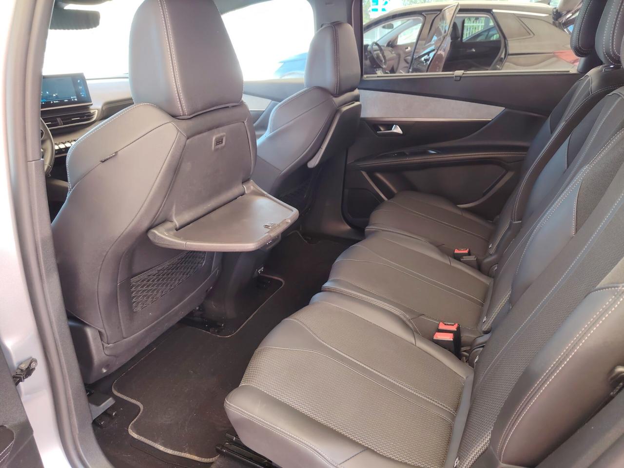 Peugeot 5008 BlueHDi 130 EAT8 GT Pack FULL 7 posti