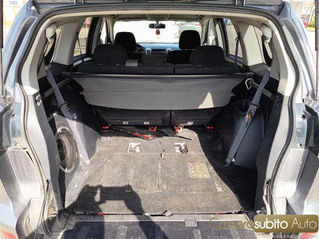 MITSUBISHI Outlander 2.0 DI-D Instyle 7 p.ti DPF