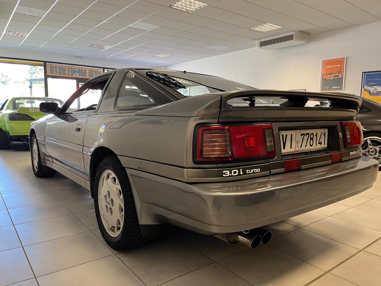 Toyota Supra 3.0i TURBO