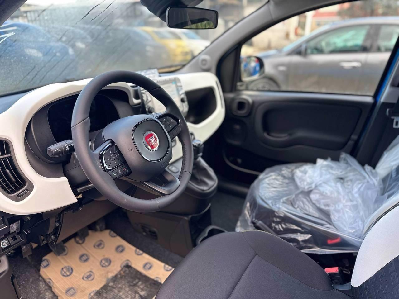 FIAT Pandina III 2024 Cross - Pandina Cross 1.0 firefly hybrid s&s 70cv