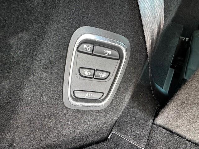 Renault Grand Scenic dCi 8V 110 CV EDC Energy Sport Edition2