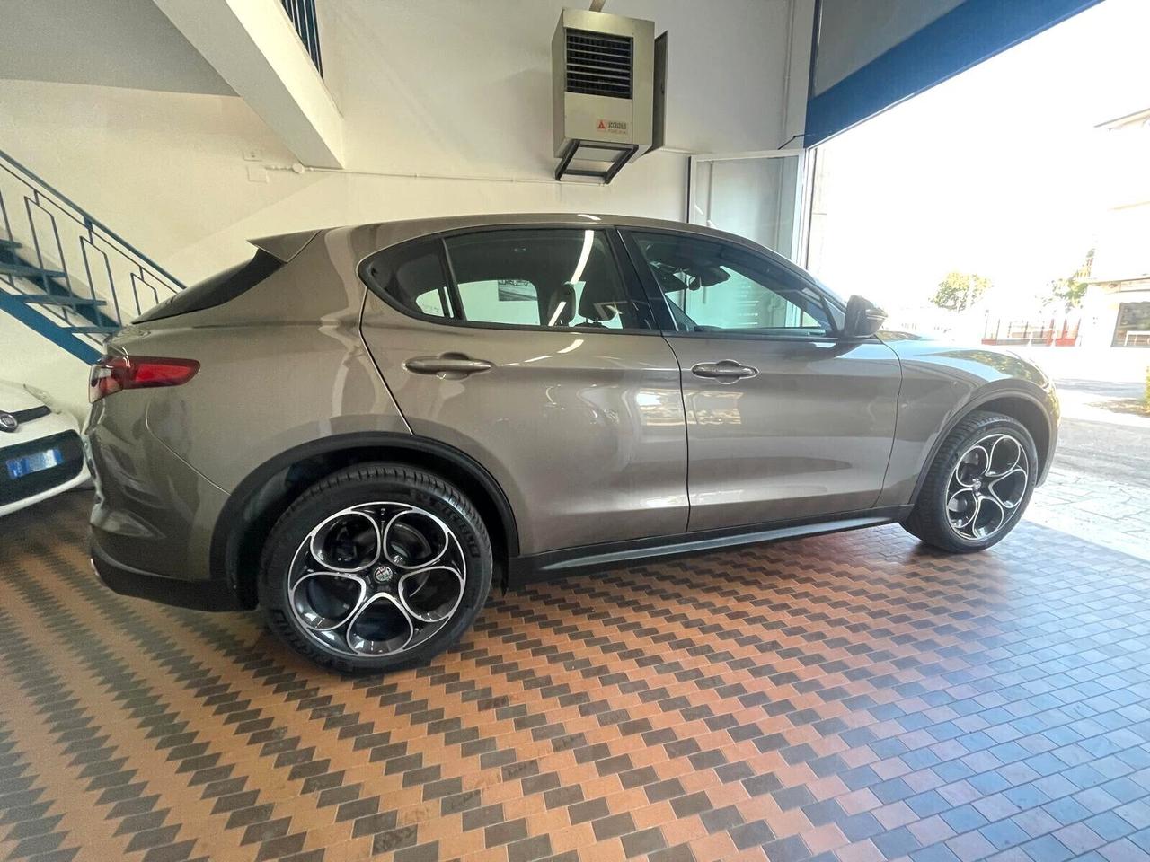 Alfa Romeo Stelvio 2.2 Turbodiesel 210 CV AT8 Q4