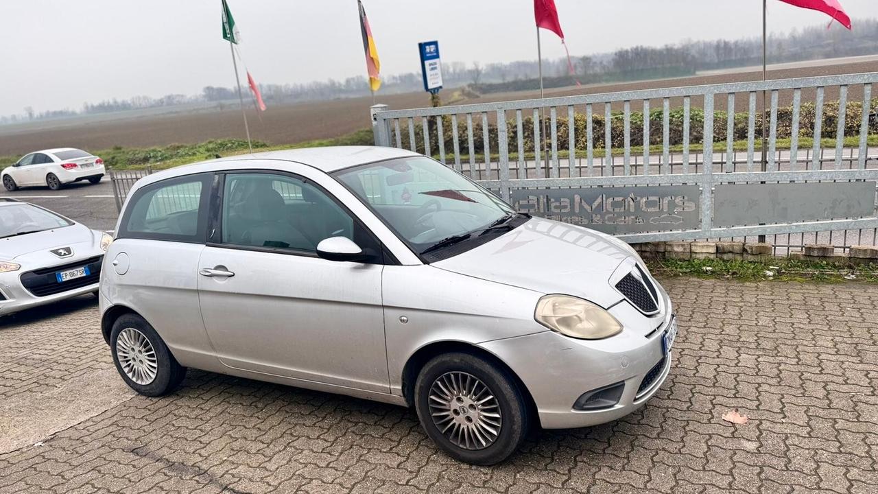 Lancia Ypsilon 1.2 BENZINA NEOP