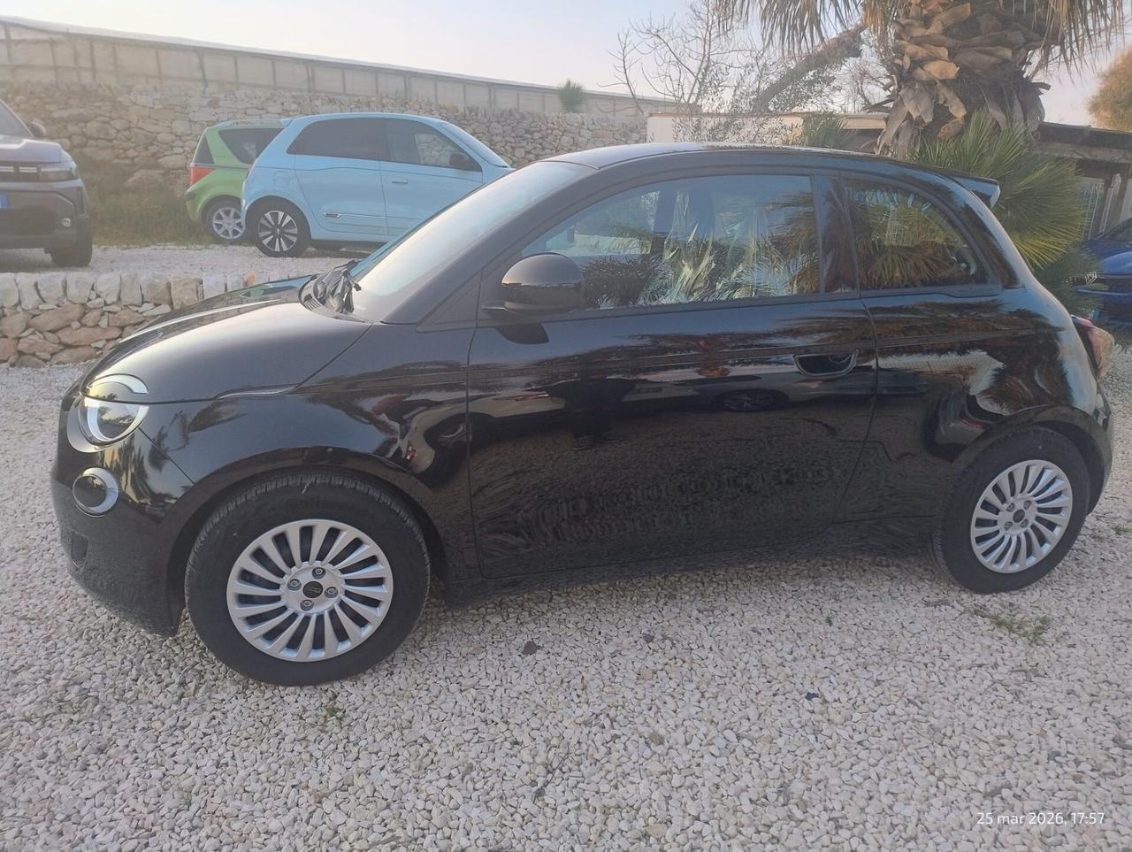 Fiat 500 500e Berlina 42 kWh Entry+Pack Tech