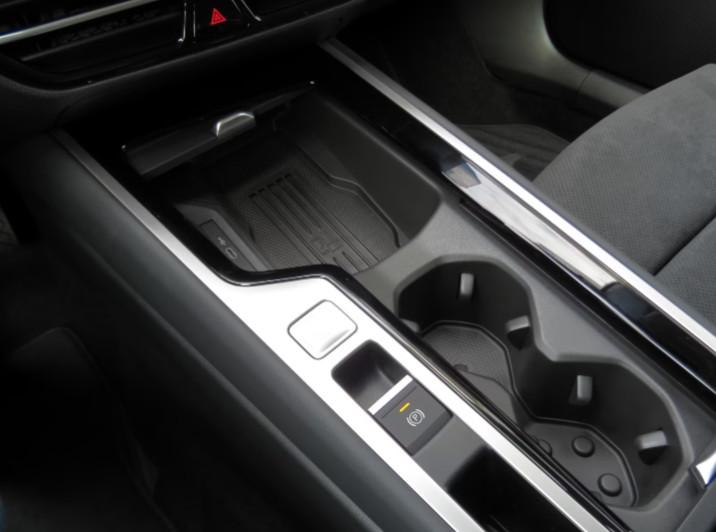 Volkswagen Passat Variant ELEGANCE 1.5 ETSI 110KW