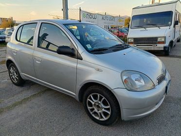 Toyota Yaris 1.0 benzina