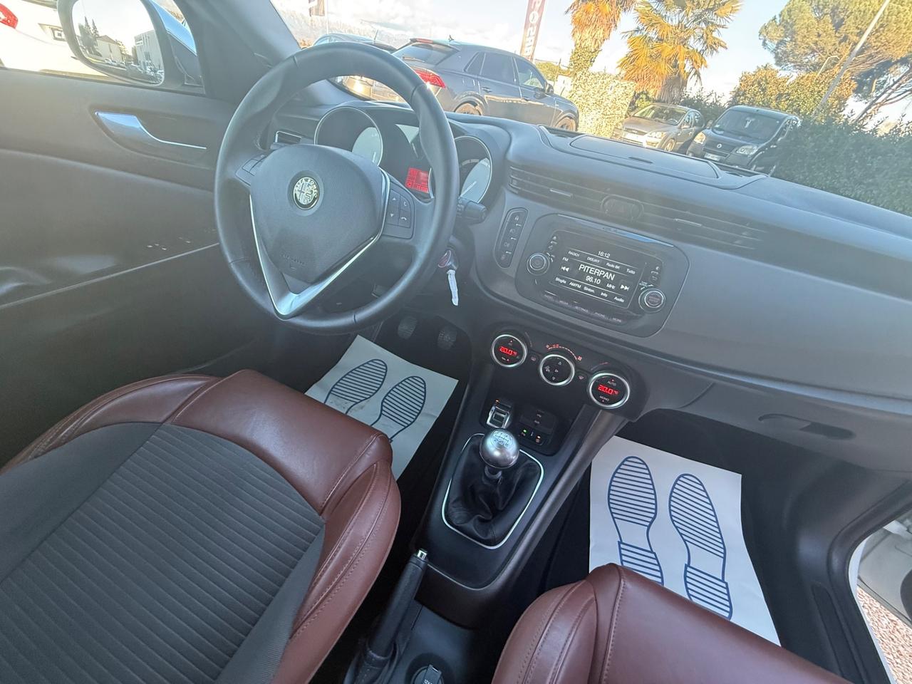 Alfa Romeo Giulietta 1.6 JTDm-2 105 CV Exclusive