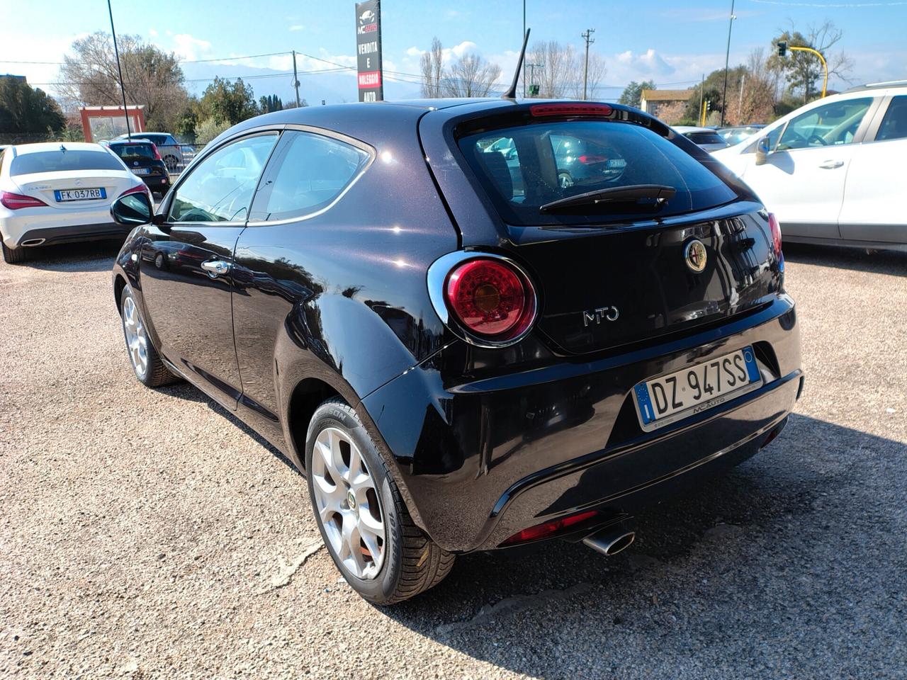 Alfa Romeo MiTo 1.4 M.air S&S Distinctive Sport Pack