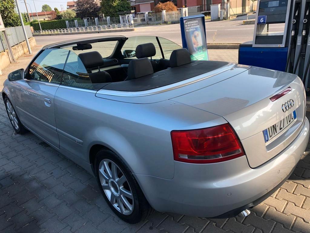 Audi A4 Cabriolet 2.0 TDI F.AP.*capotta entra acqua)