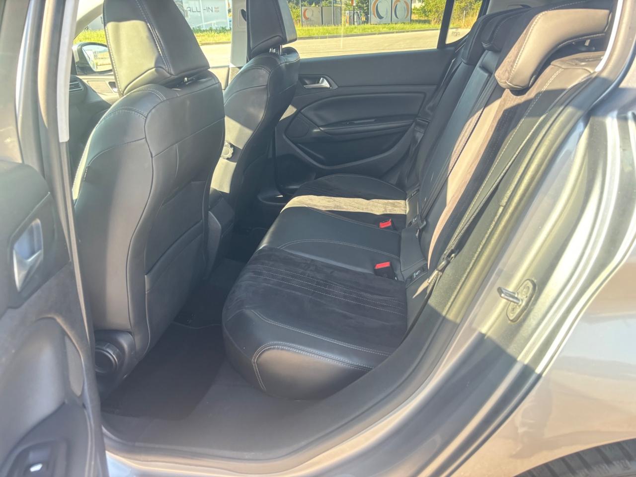 Peugeot 308 BlueHDi 120 S&S Allure