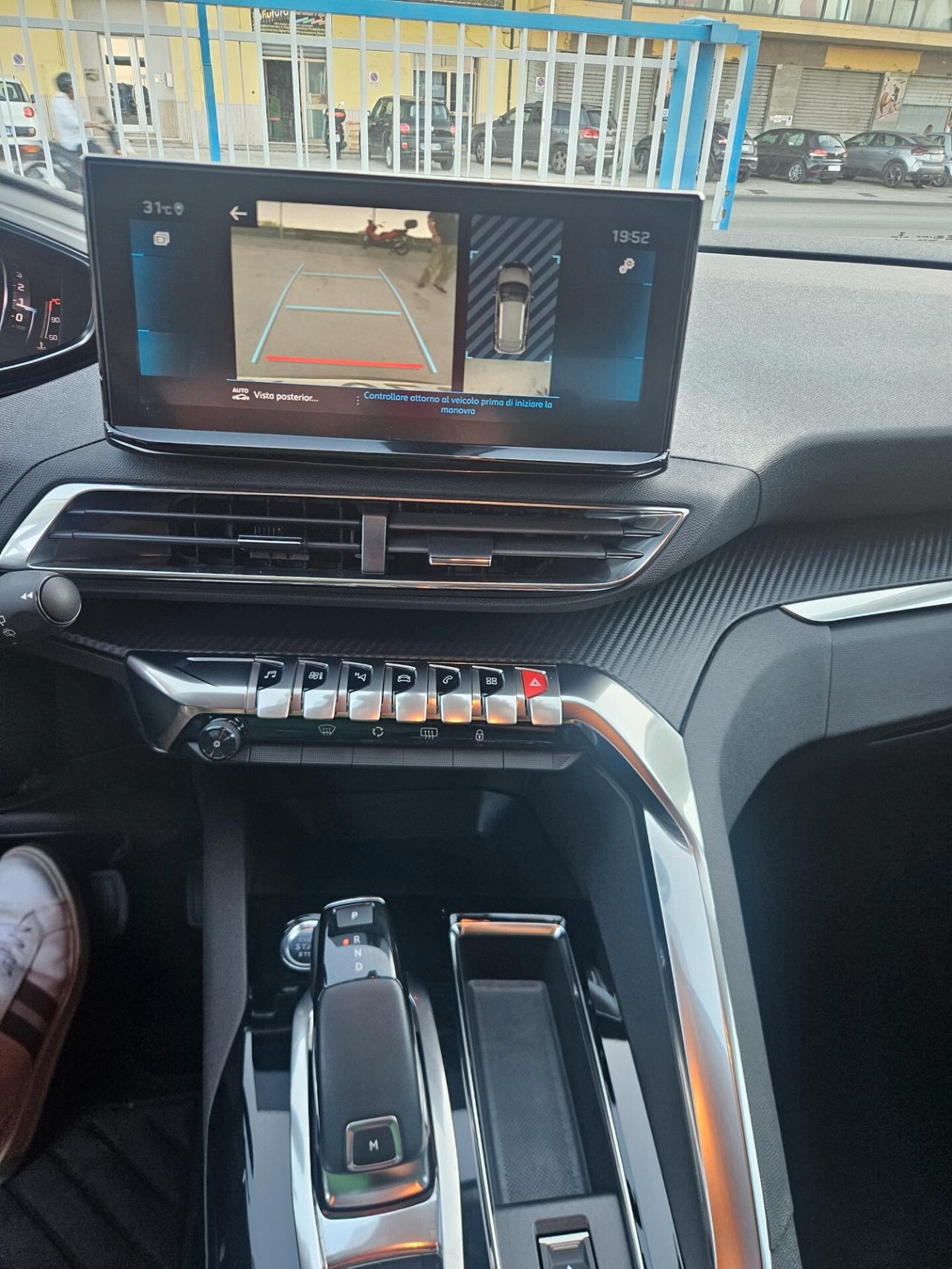 Peugeot 3008 BlueHDi 130 S&S EAT8 Business Edition