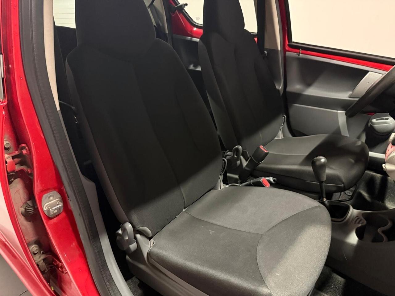 Toyota Aygo 1.0 12V VVT-i 5 porte Sol Connect